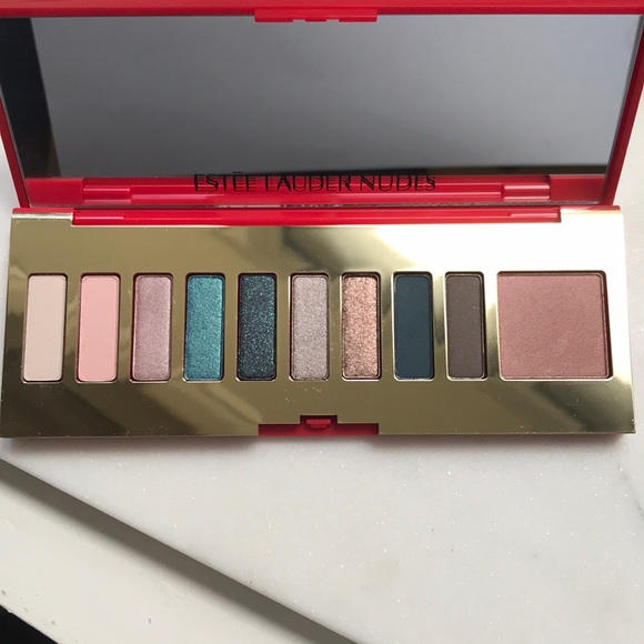 NWOT Estée Lauder Nudes eye and cheek palette